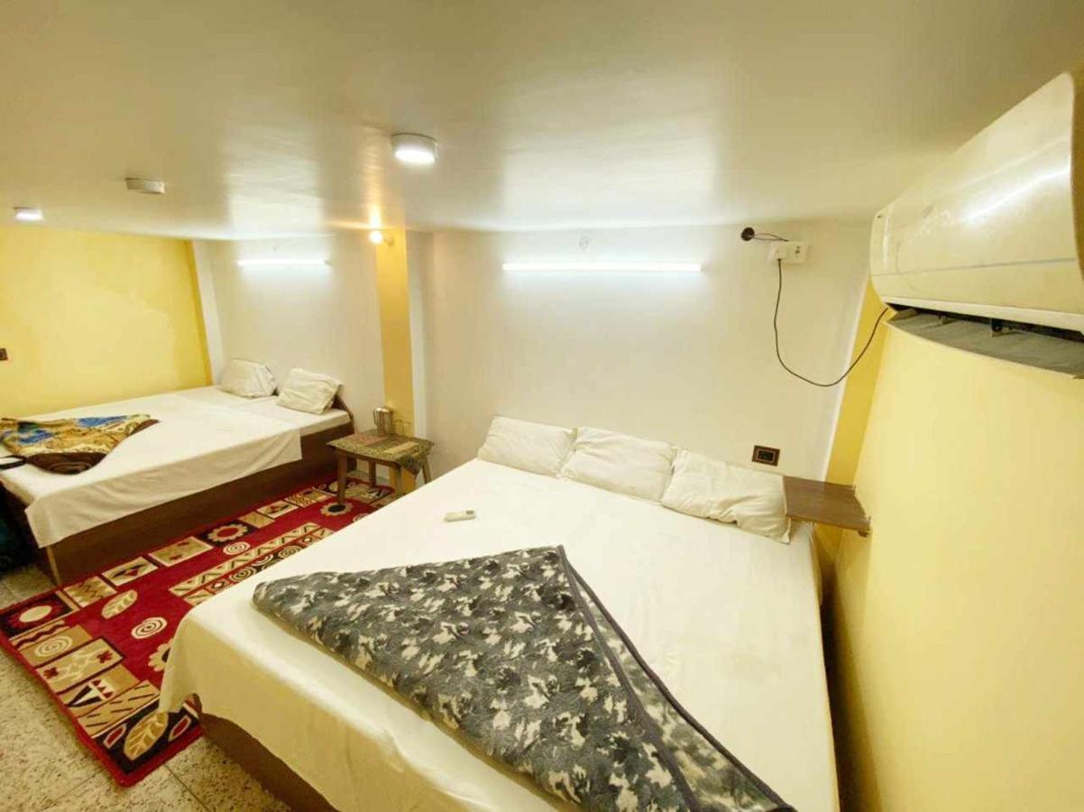 Ganga Guest House Варанаси Экстерьер фото